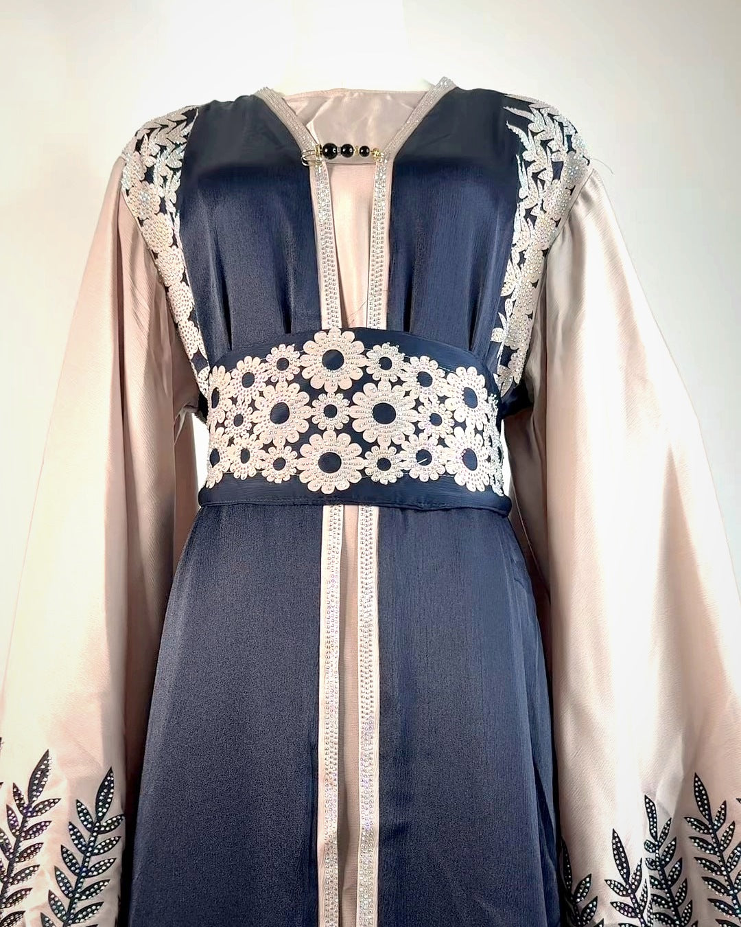 Abaya Satin Brodée Bleu nuit